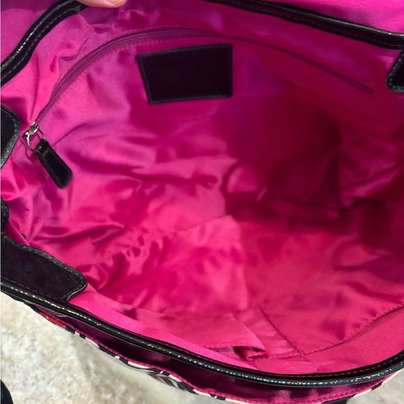 Rare Coach Kyra poppy messenger bag. - Picture 9 of 9